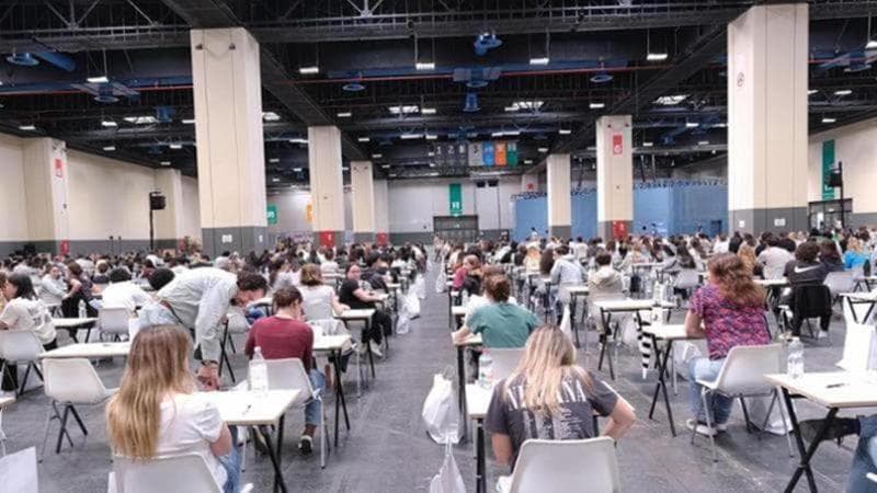 Medicina. “Gli smartphone dovevano rimanere fuori, chi lo aveva nascosto è stato subito sospeso”