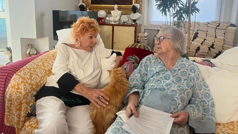 Natalia Aspesi con Ornella Vanoni