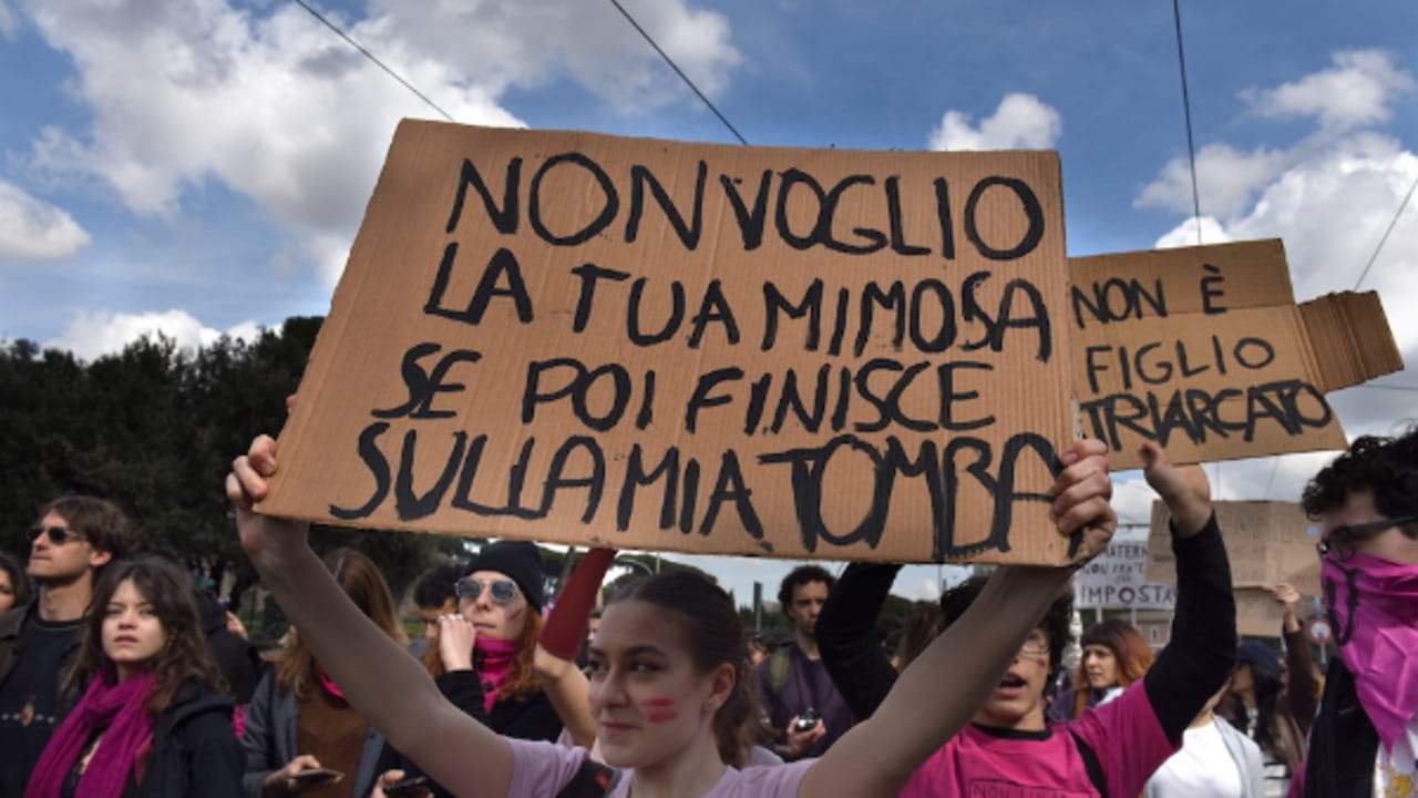 Il femminicidio diventa reato autonomo: cosa cambia e che significa