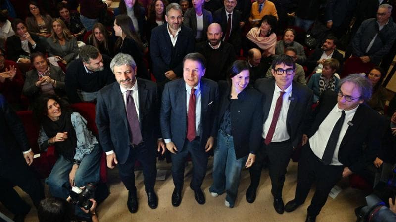Napoli, 20 novembre: Elly Schlein e Giuseppe Conte con Roberto Fico, Nicola Fratoianni e Angelo Bonelli