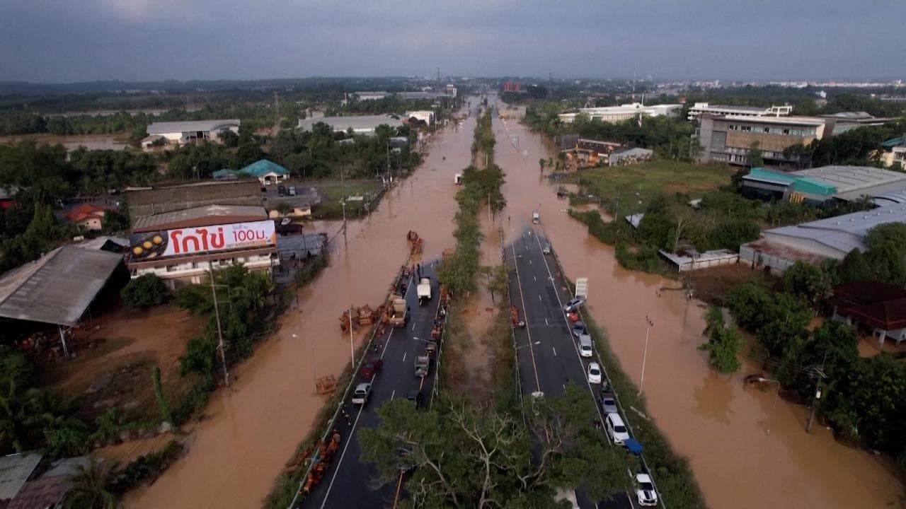 Thailandia: il disastro delle inondazioni nelle immagini del drone
