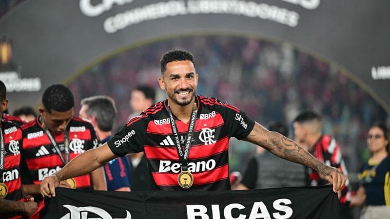 Danilo festeggia la vittoria