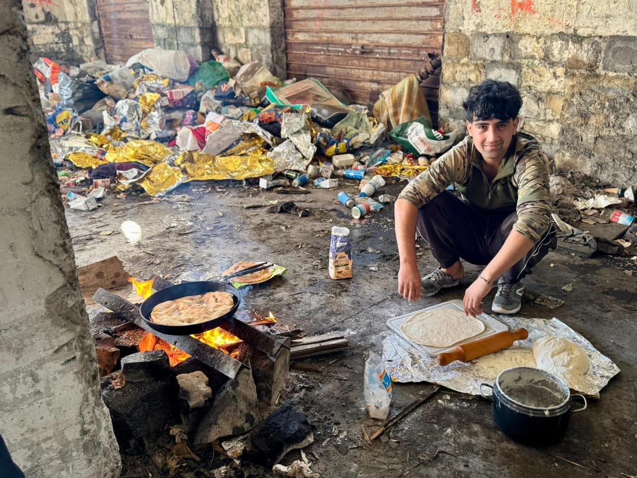 Magazzini del Porto Vecchio. La cucina del capannone dei pakistani