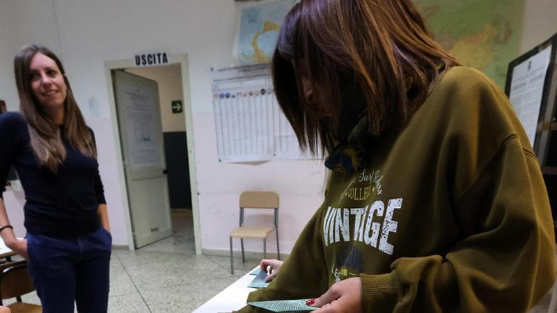Legge elettorale, maggioranza parte divisa su collegi, preferenze e nome del premier sulla scheda