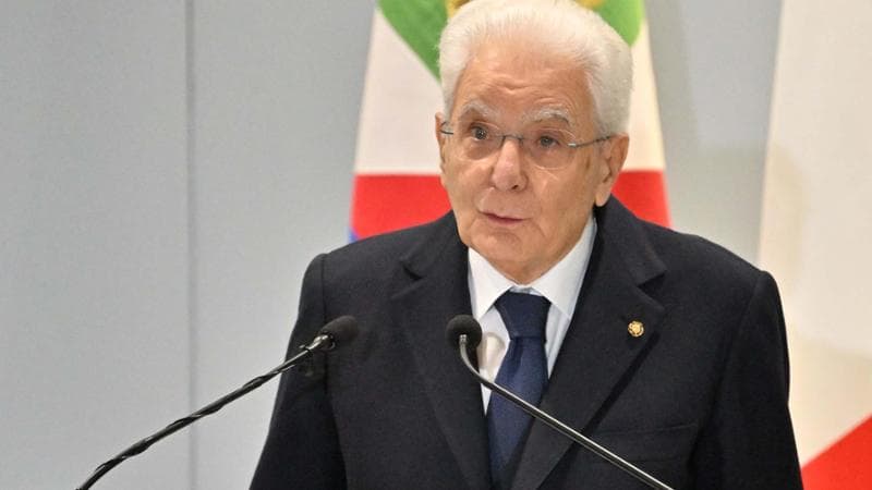 Mattarella: assenza drammatica di difesa comune. Meloni: Ue-Usa per pace a Kiev, Mosca contribuisca