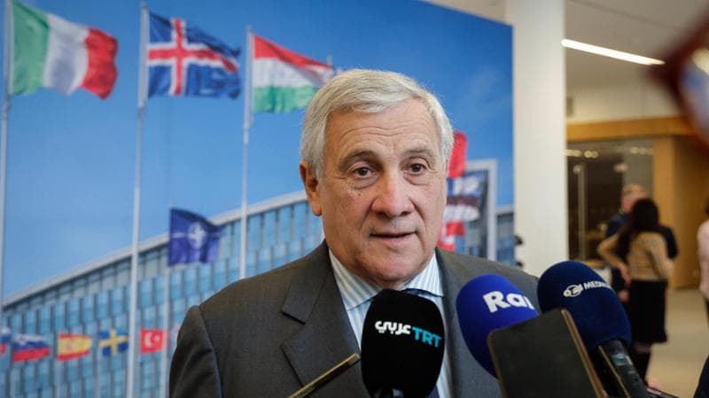 Tajani: “Sì al Mes per le armi a Kiev. Aiuti fino alla pace”