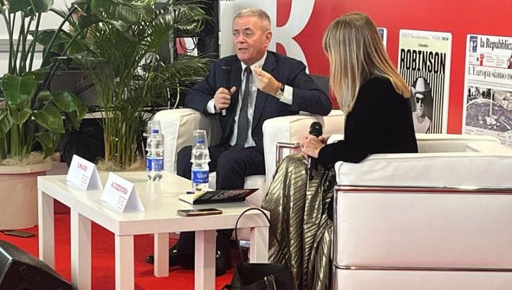 Ezio Mauro: “La democrazia non ha paura delle opinioni ma abbiamo il dovere di distinguere” | Video