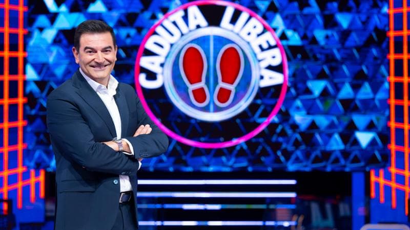 Max Giusti: “Figlio di metalmeccanico cresciuto tra la gente, rispetto chi ho davanti. Anche in tv”
