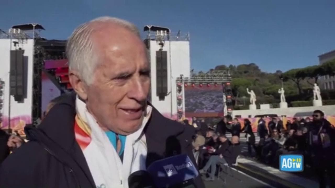 Milano-Cortina, inizia il viaggio della Fiamma Olimpica. Malagò: "Lanciamo messaggio di pace"