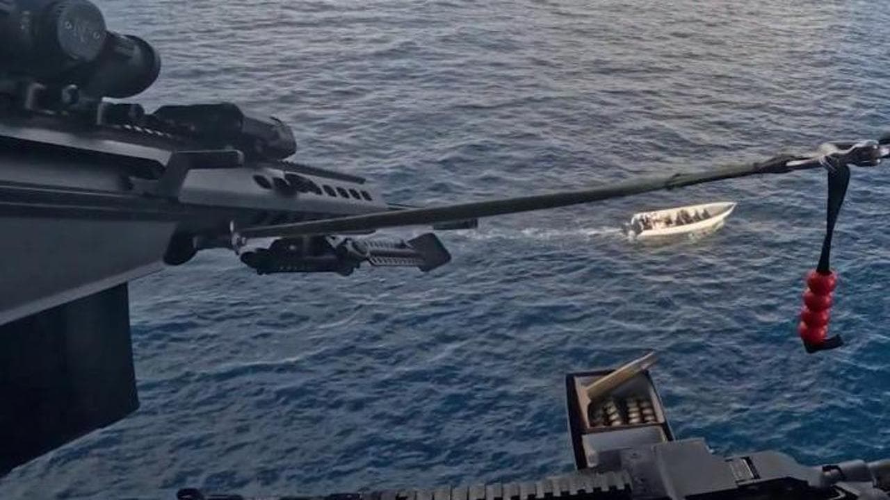Guardia costiera Usa spara a una barca senza uccidere uomini a bordo: "Maxisequestro di cocaina"