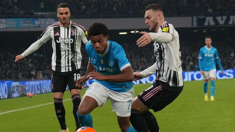 Napoli-Juventus, le pagelle: Neres forza della natura, per Kelly notte da incubo
