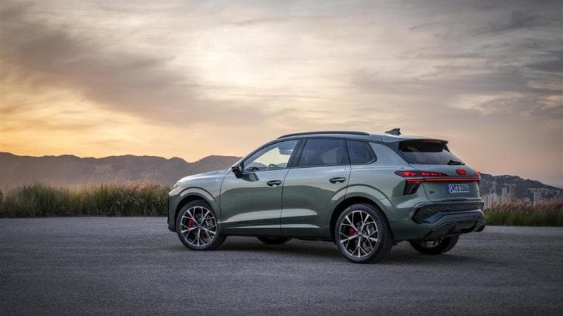 Audi Q3 2.0 TFSI, entegre güvenlik. Cortina sokaklarındaki test