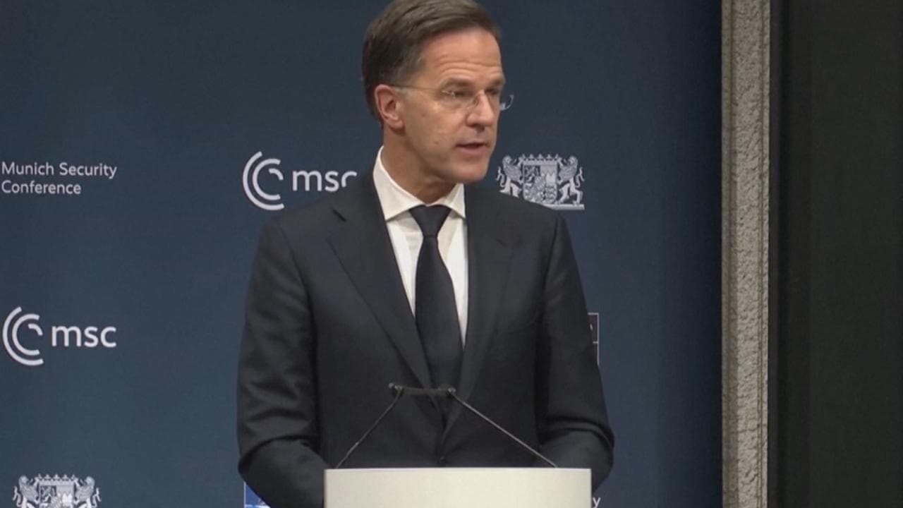 Nato, Rutte: "Siamo il prossimo obiettivo di Mosca, e siamo già in pericolo"
