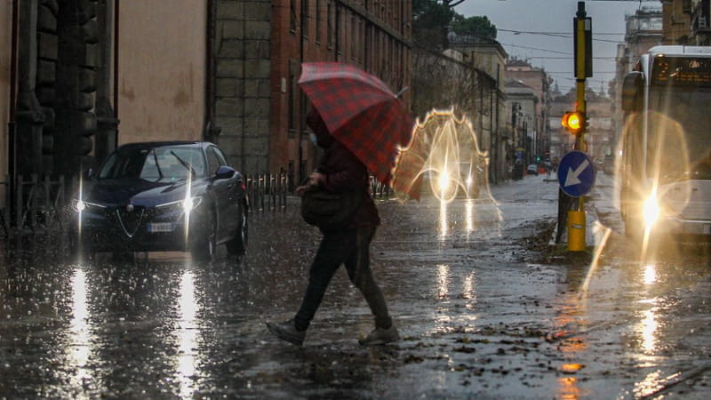 Previsioni meteo oggi, in arrivo dall’Atlantico pioggia, neve e venti forti