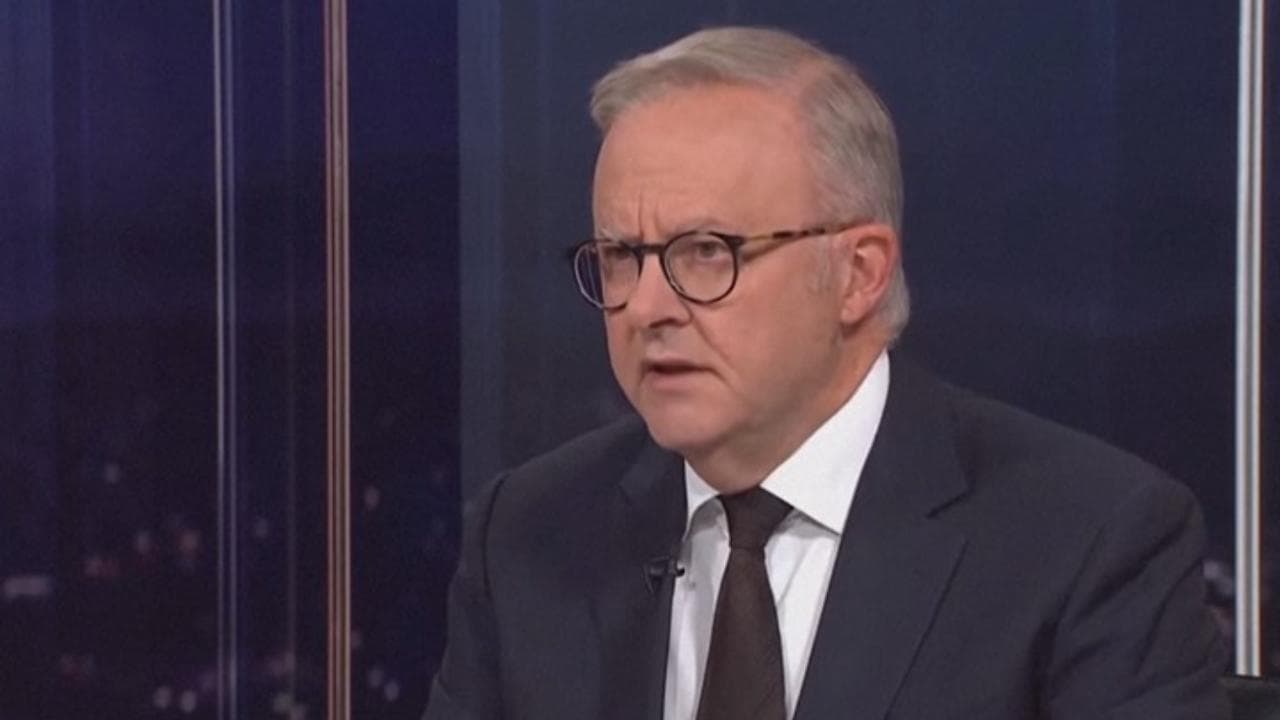 Sydney, il premier australiano Albanese: "A Bondi Beach orribile atto di antisemitismo"