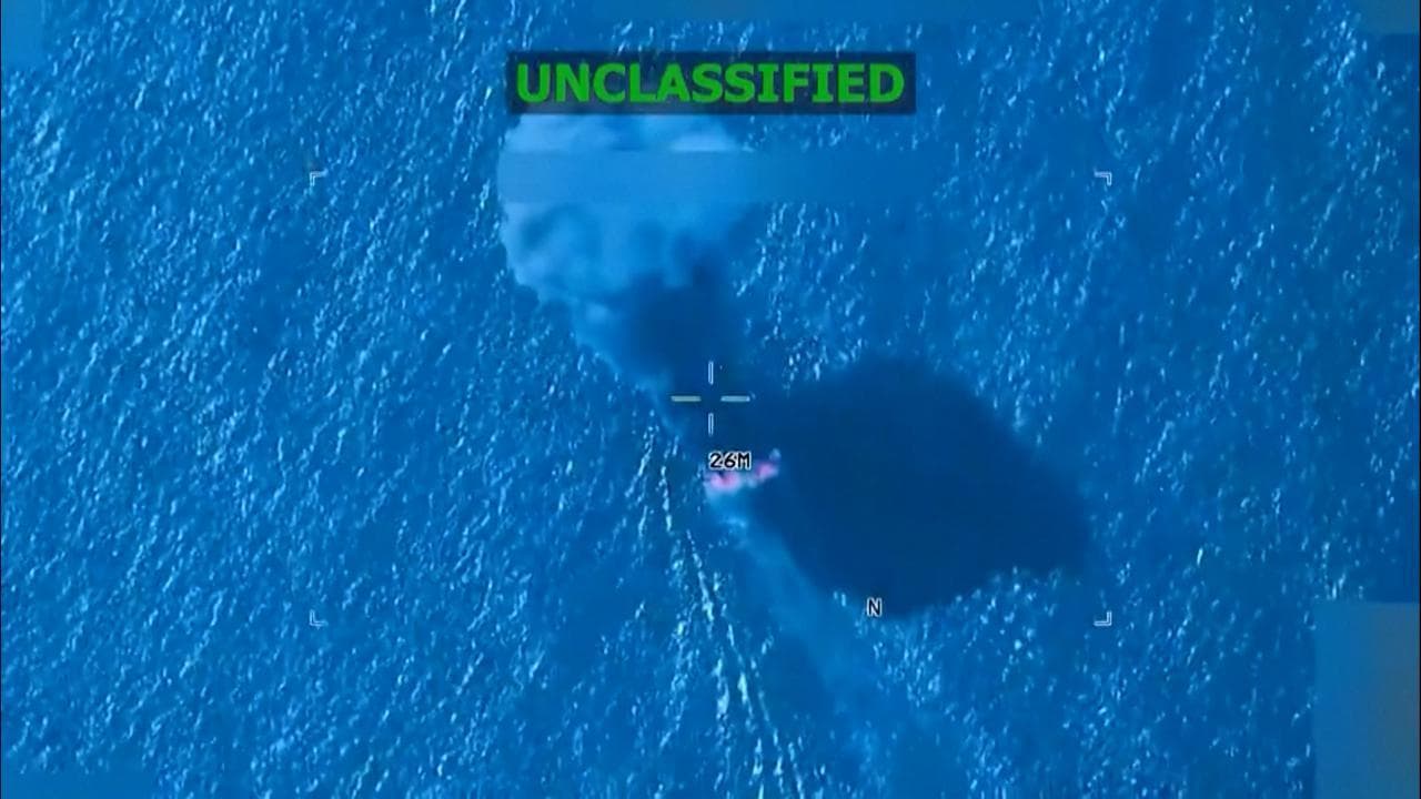 Esplosioni in mare, raid Usa contro tre navi nel Pacifico: uccisi otto presunti narcotrafficanti