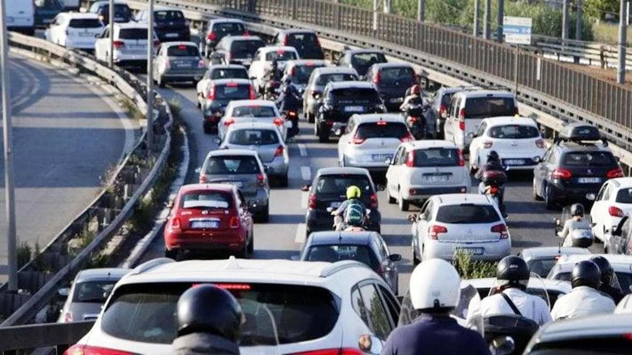 Araba sigortası, fiyat artışı alarmı: 1,5 milyon sürücü için poliçe 2026'da iki katına çıkabilir