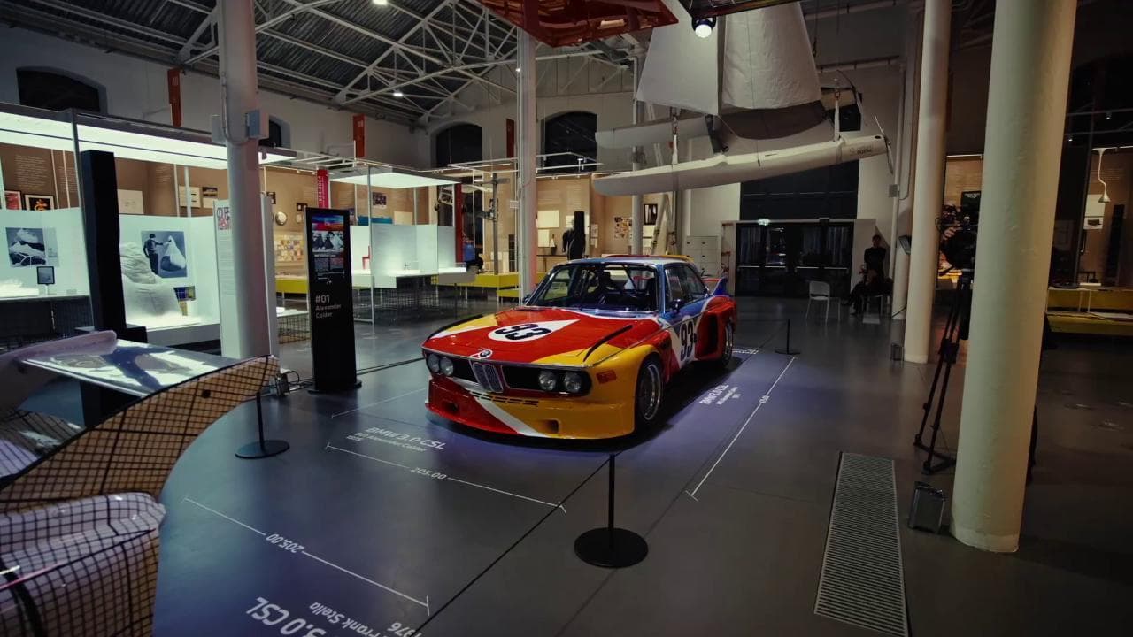 Bmw Art car al Museo del design di Milano