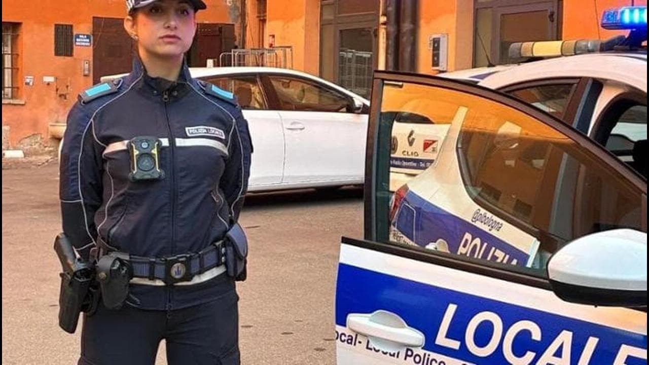 San Donà di Piave Belediye Başkanı: “Çok fazla silahlı genç var: polise bebek çetesi karşıtı üniformalar geliyor”