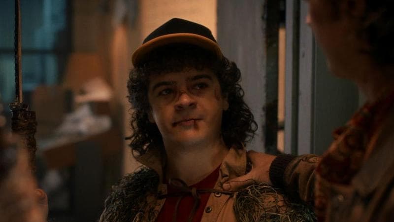 “Stranger things 5”, il Vol. 2. Dustin e Steve: “Dobbiamo essere una squadra. Tu muori, io muoio”