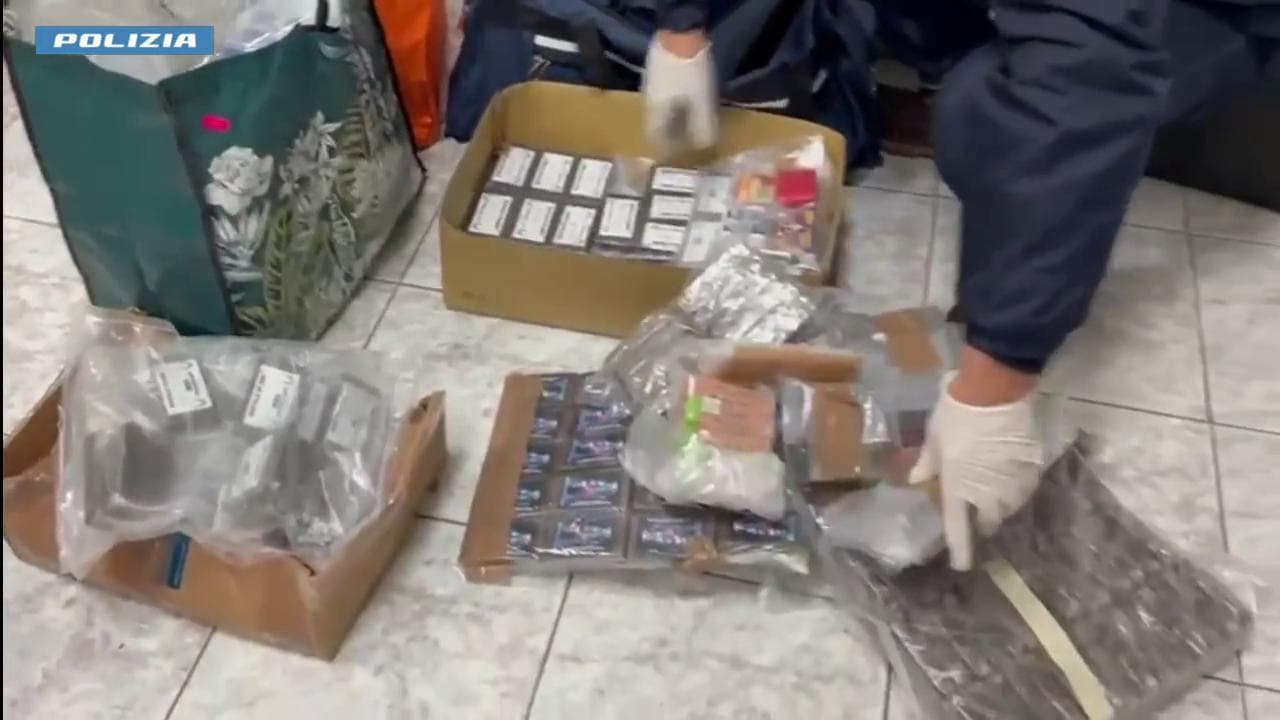 Maxi operazione antidroga in diverse città, 384 arresti e 655 denunce