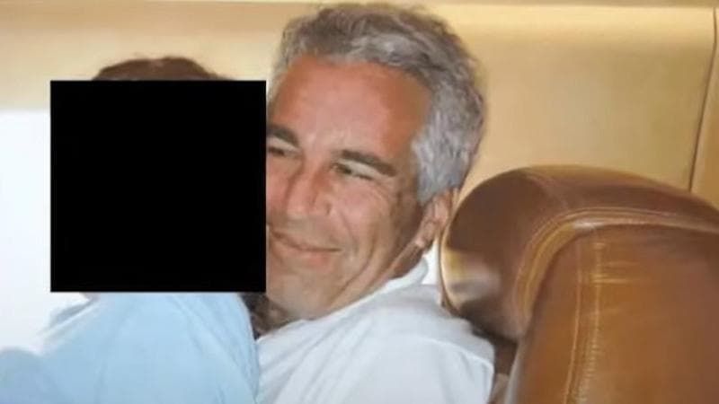 Epstein, nuove foto con bambini. Pressing sulla ministra di Trump