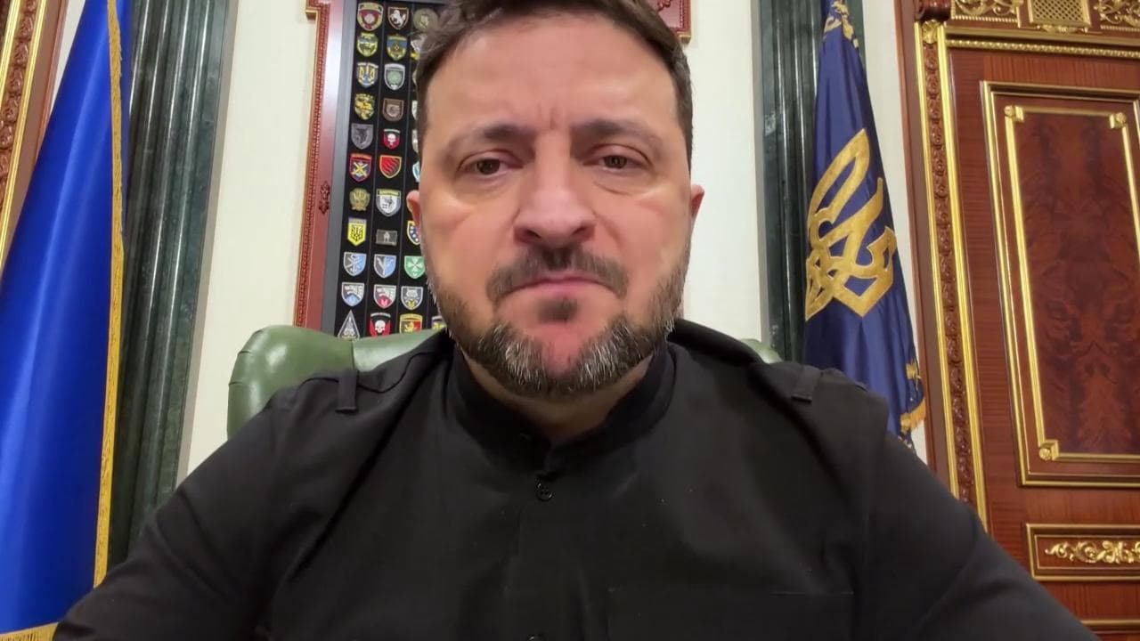 Ucraina, Zelensky: "Oggi ottima conversazione con Witkoff e Kushner. Ci sono nuove idee per la pace"