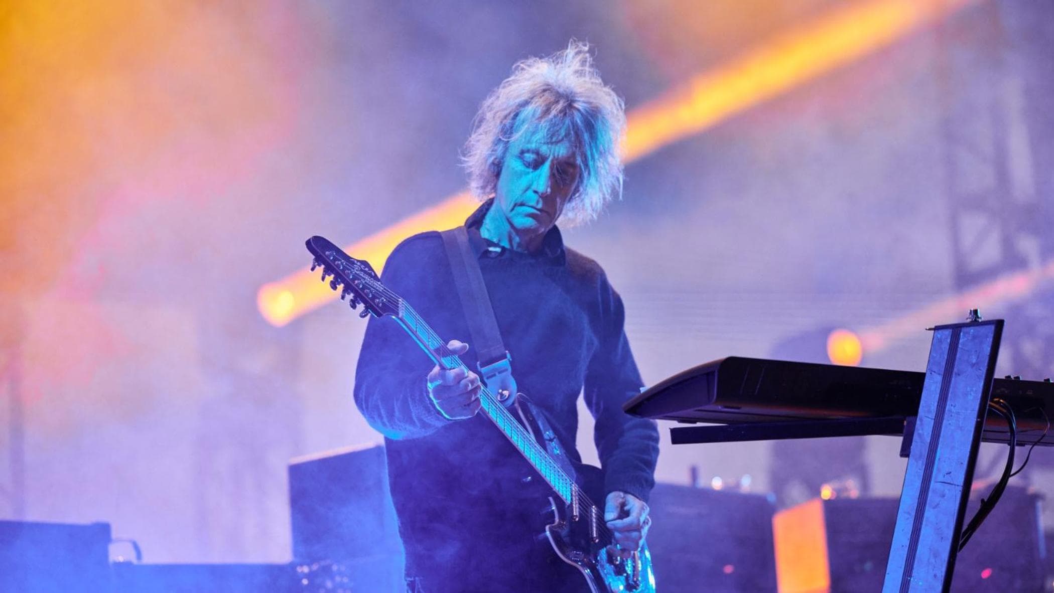 ザ・キュアーの歴史的ギタリスト兼キーボード奏者、ペリー・バモンテが死去