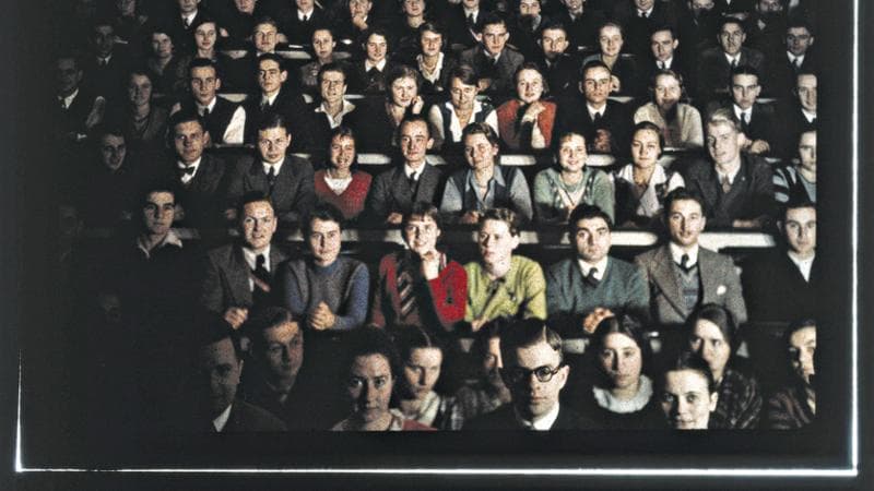 Spettatori di una sala cinematografica americana negli anni Quaranta (foto di&nbsp;Friedrick Adolf Paneth&nbsp;&copy;SSPL/NMeM/Royal Photographic Society)
