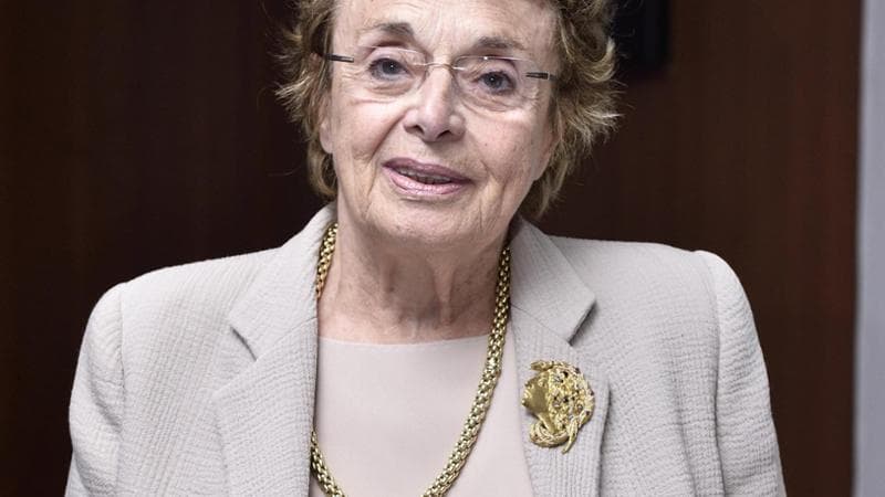 Fernanda Contri, Vice Presidente Emerito della Corte Costituzionale, posa per i fotografi in occasione della conferenza stampa per la presentazione della seconda edizione del "Festival della Parola di Chiavari", Milano, 14 maggio 2015. ANSA/FLAVIO LO SCALZO