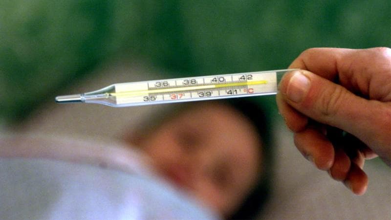 L’influenza ancora in aumento: quasi un milione di persone a letto durante le feste