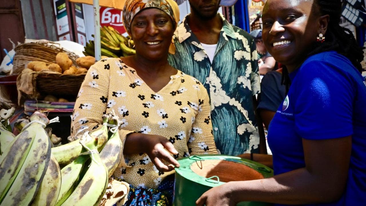 Sierra Leone, la rivoluzione (in cucina) che può salvare il paese dalla fame e dalla deforestazione