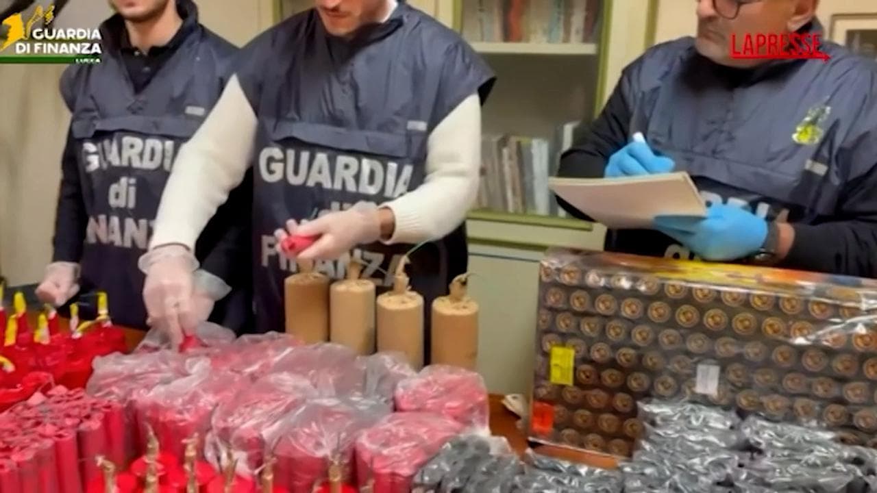 Botti di Capodanno, caccia agli ordigni illegali: sequestri e denunce a Benevento e Lucca