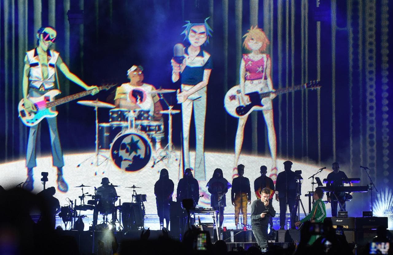 Damon Albarn in concerto con i Gorillaz