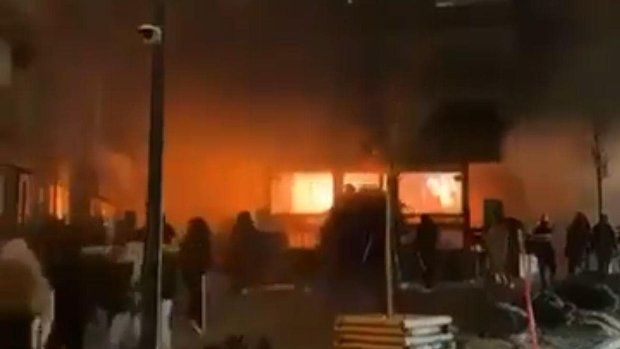 スイス、クランモンタナで爆発：数名が死傷