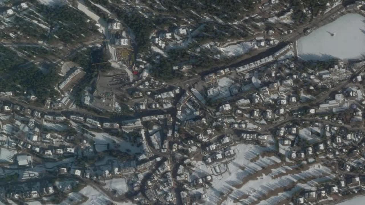 Crans-Montana vista dal satellite: il luogo della tragedia nelle immagini dall’alto