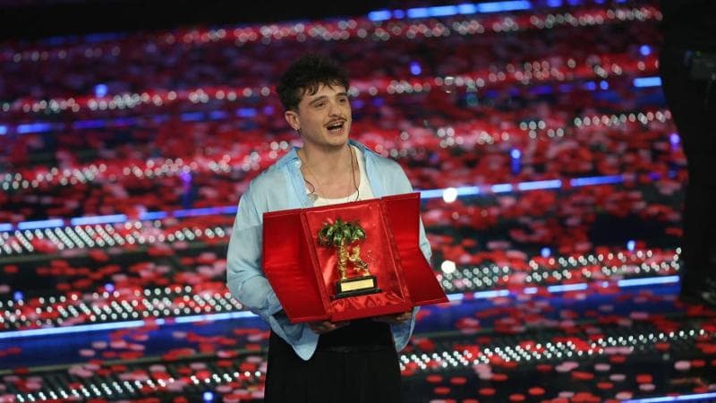 Classifiche 2025, la musica italiana conquista l’80% del mercato. Il trionfatore è Olly