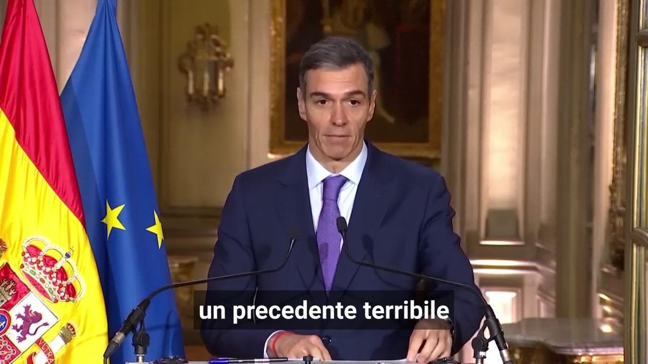 Venezuela, il premier spagnolo Sánchez attacca gli Usa: "Azione chiaramente illegale e pericolosa"