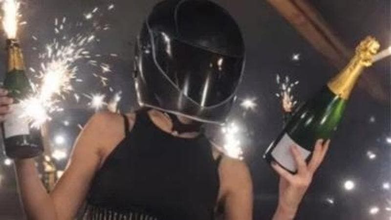 Crans-Montana, il rogo sfiorato e la fuga con la cassa:i video che possono riscrivere le accuse