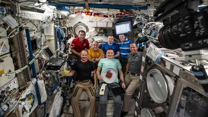 Astronauta si ammala a bordo della Stazione spaziale: la Nasa valuta il rientro d’emergenza
