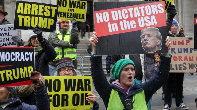 New York, 6 gennaio: una protesta contro Donald Trump
