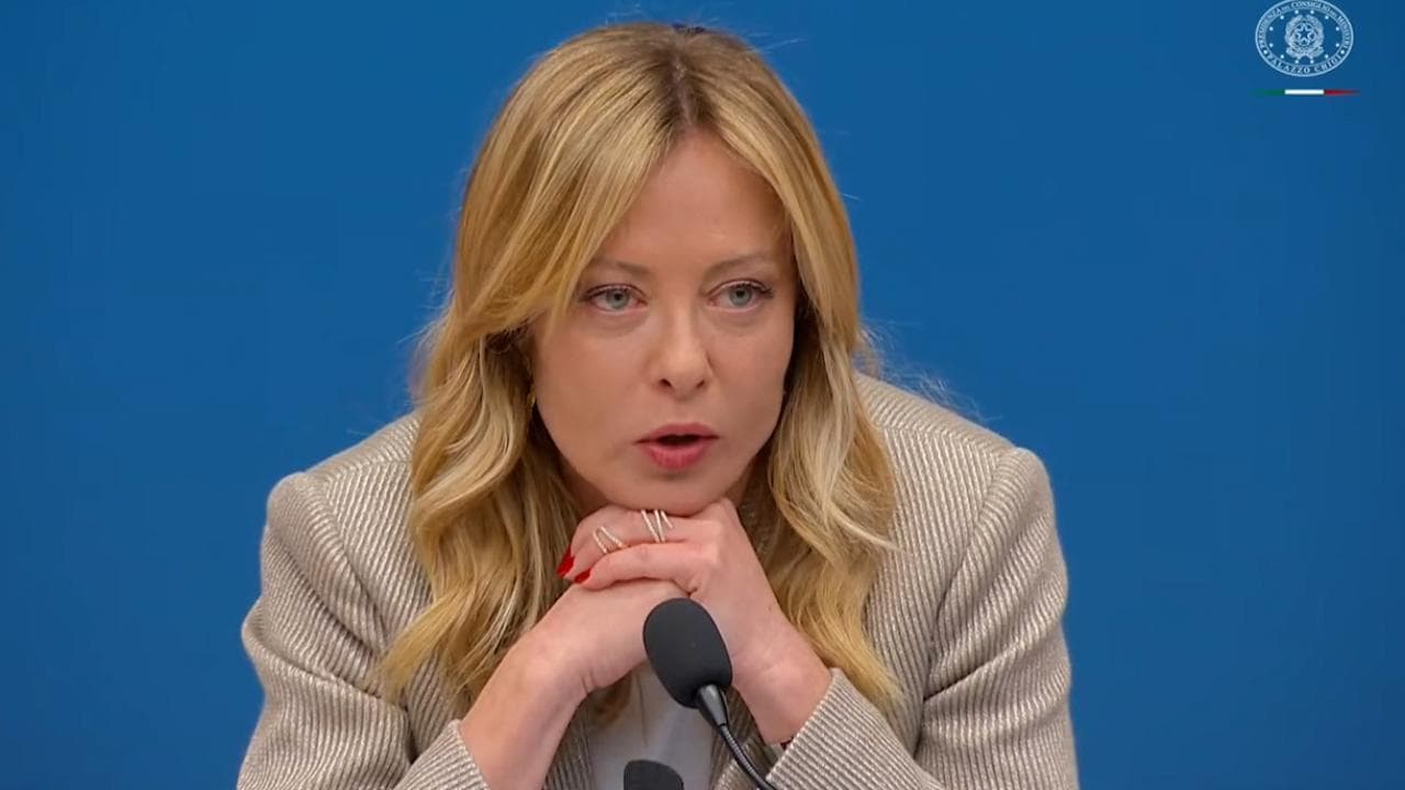 Meloni contro Vannacci: “Dl Ucraina avrà i voti ma stupisce che un generale sia contro”