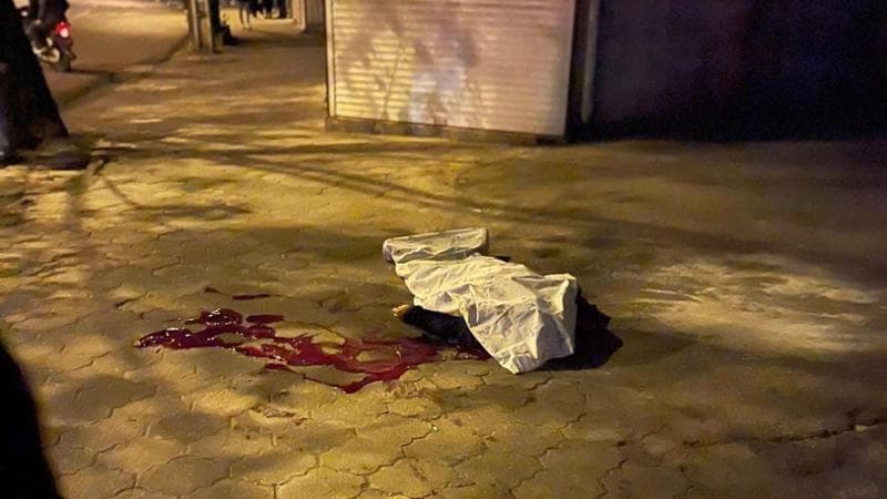 Il cadavere del manifestante ucciso a Rash