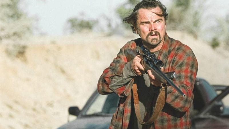 Leonardo DiCaprio in "Una battaglia dopo l'altra", film con 9 nomination al Golden globe