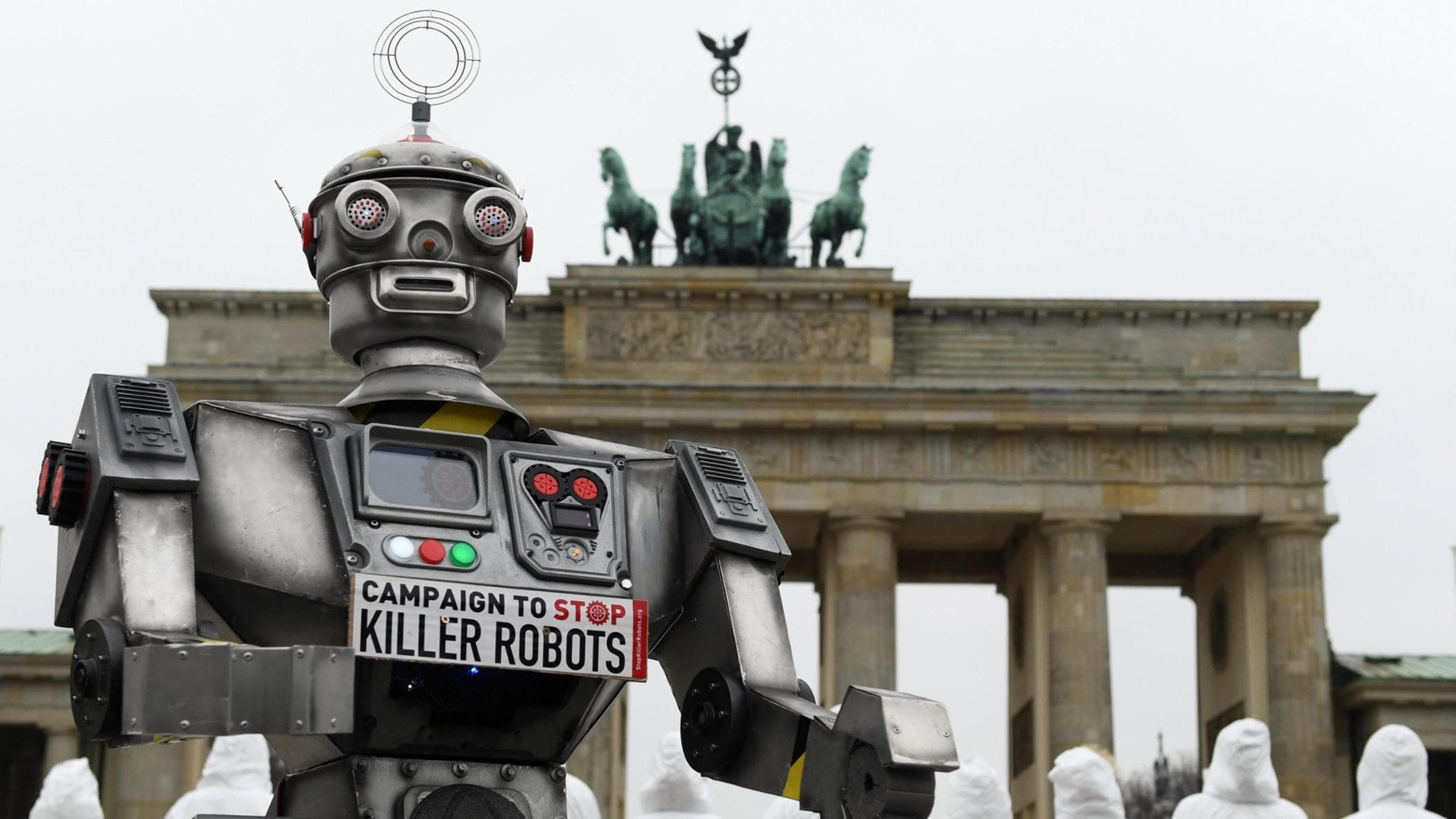 Öldürücü silahlar, fikirler ve katil robotların düzenlenmesine yönelik beklentiler