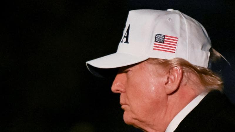 Soldati ai seggi e limiti al voto per posta: così Trump prova a manipolare le elezioni di midterm
