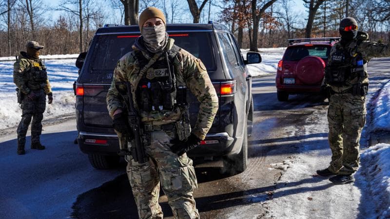 Gli agenti dell'Ice in azione