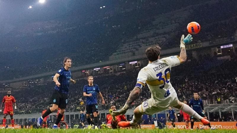 Esposito realizza la rete della vittoria