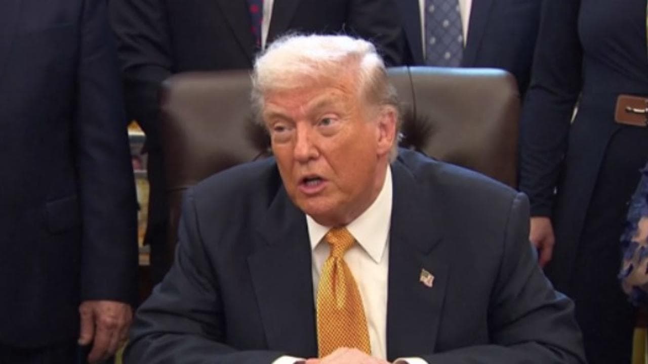 Groenlandia, Trump: "Se Cina e Russia la occuperanno, faremo qualcosa come con in Venezuela"