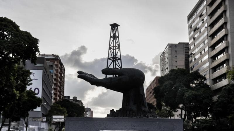 Le crisi in Venezuela e Iran destabilizzano il mercato del petrolio: e a perderci di più è la Cina